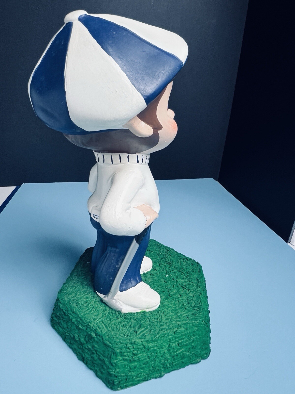 Vintage Hand-Painted Smiley Boy Golf Player 10″ Ceramic Statue Figurine On Green