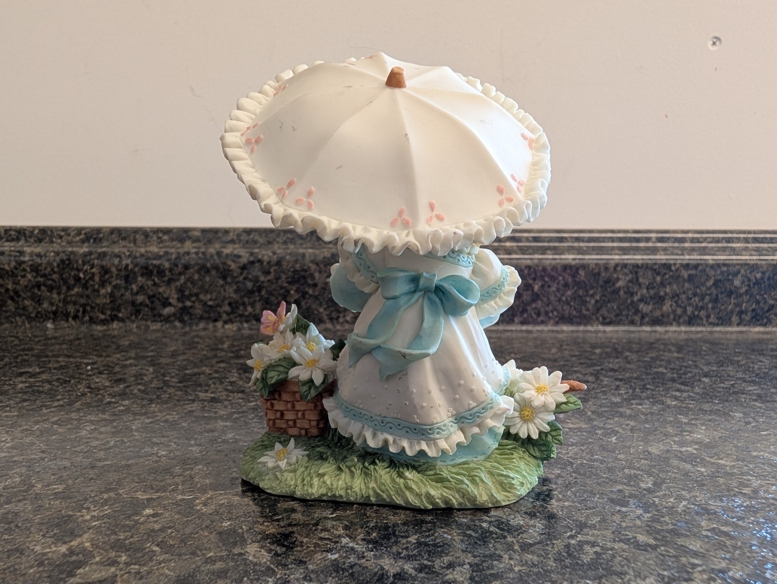 Kimberly “Summer Brings a Season of Warmth” Cherished Teddies Figurine – 1997