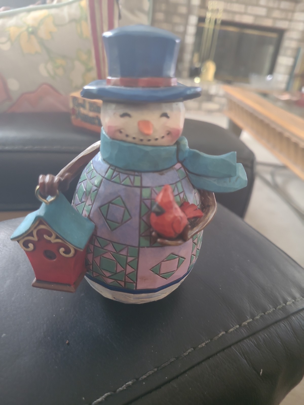 Jim Shore #4027714 “Welcome Home For The Holidays” 5″ Tall