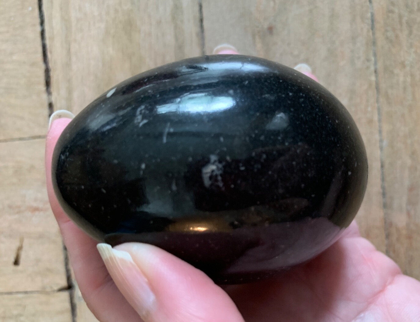 2 Vintage Alabaster Marble ca.3″ Eggs Black 9.0/9.4oz