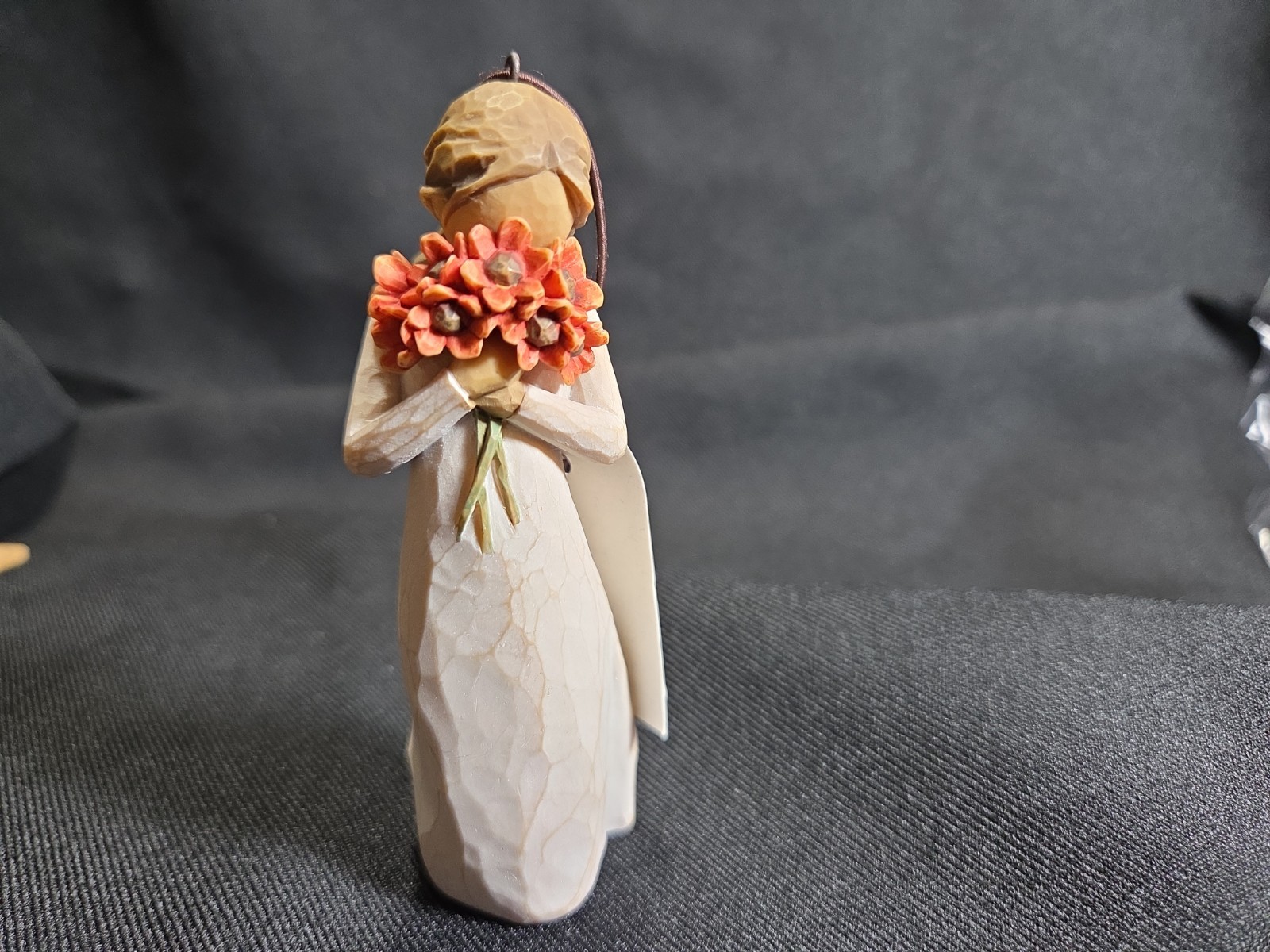 Willow Tree “Surrounded by Love” Figurine by Susan Lordi Hand Painted Resin 2009