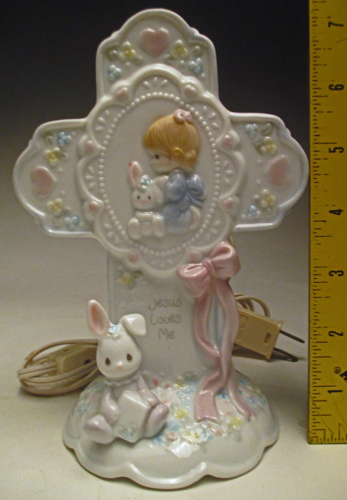 VTG ENESCO Precious Moments Cross Girl’s Night Light Jesus Loves Me Retired 1993