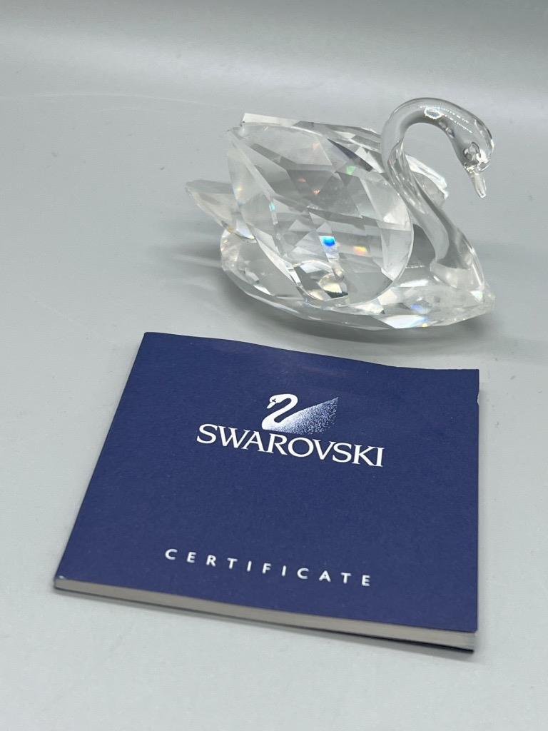 Swarovski Crystal Beauties of the Lake Swan Figurine 2 Inch with Certificate