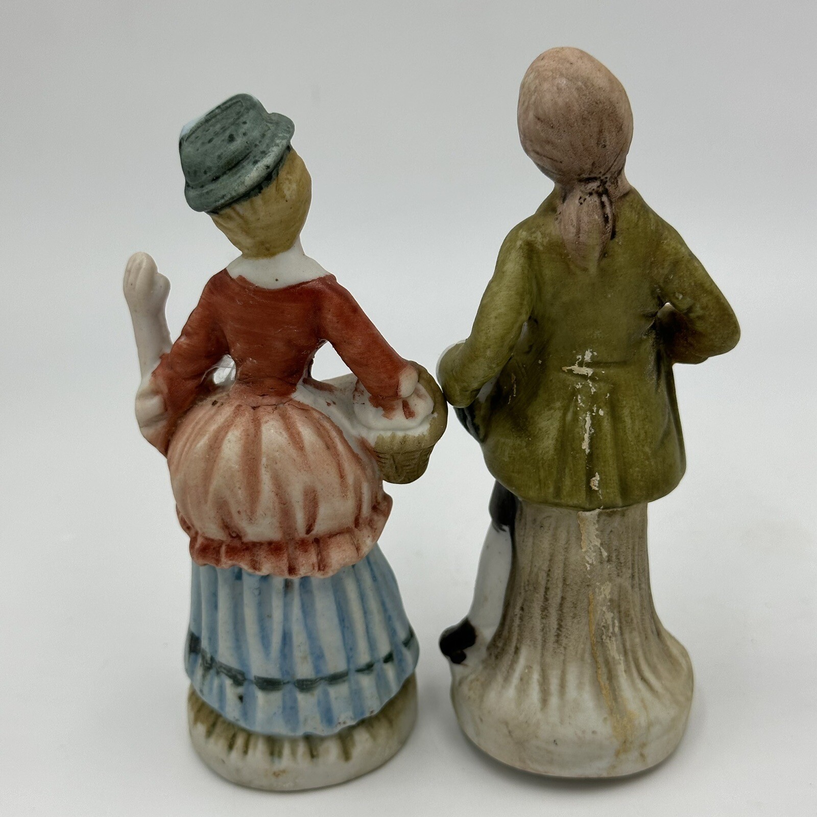 Vintage Taiwan Ceramic Colonial Couple Figurines Woman Man Basket 4.6″