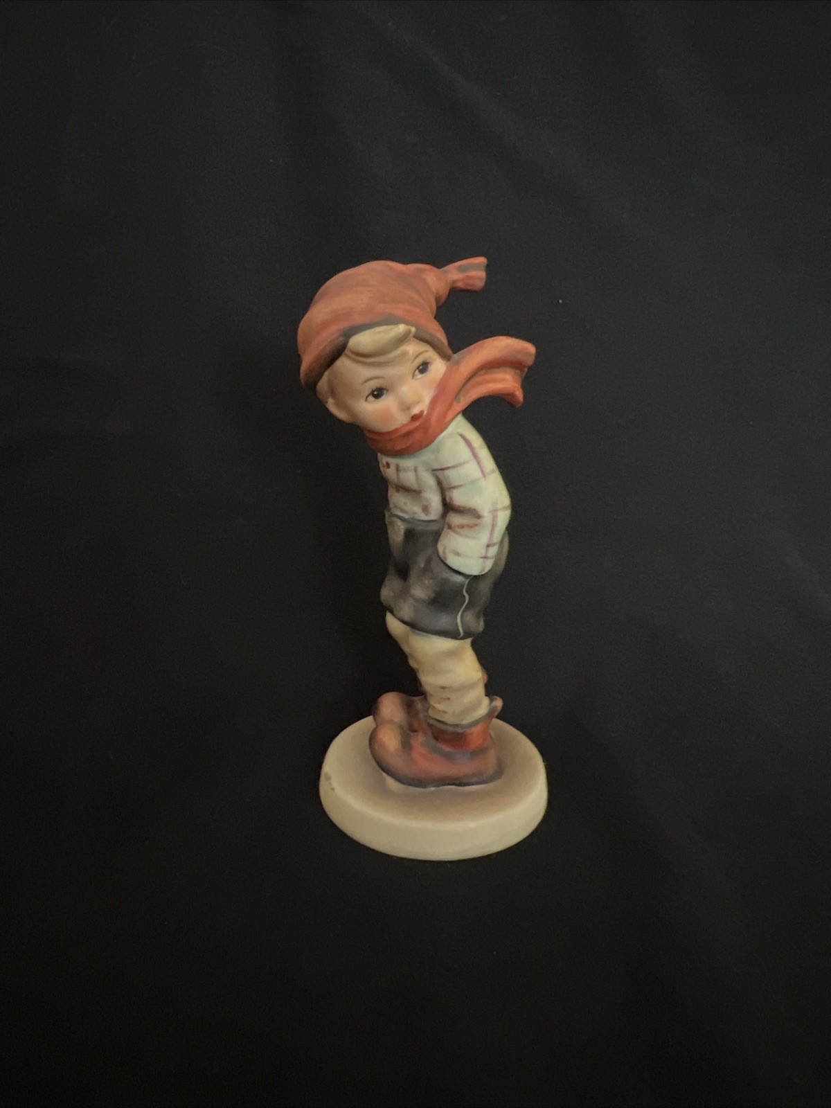 Vintage Goebel Hummel Figurine “March Winds” #43 W Germany 5 1/2″ Tall