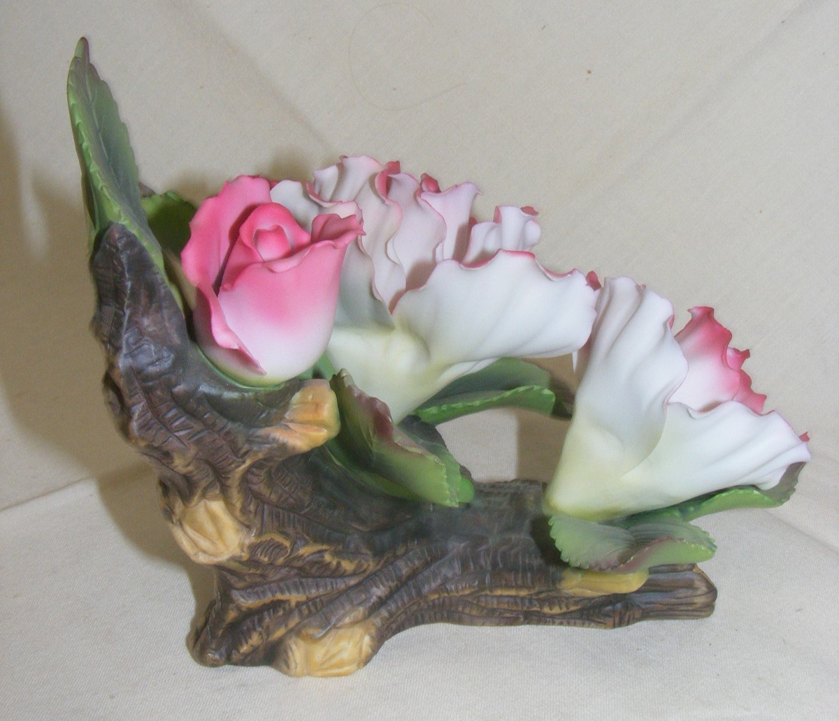 Andrea by Sadek Porcelain Figurine Pink Roses on Tree Stump