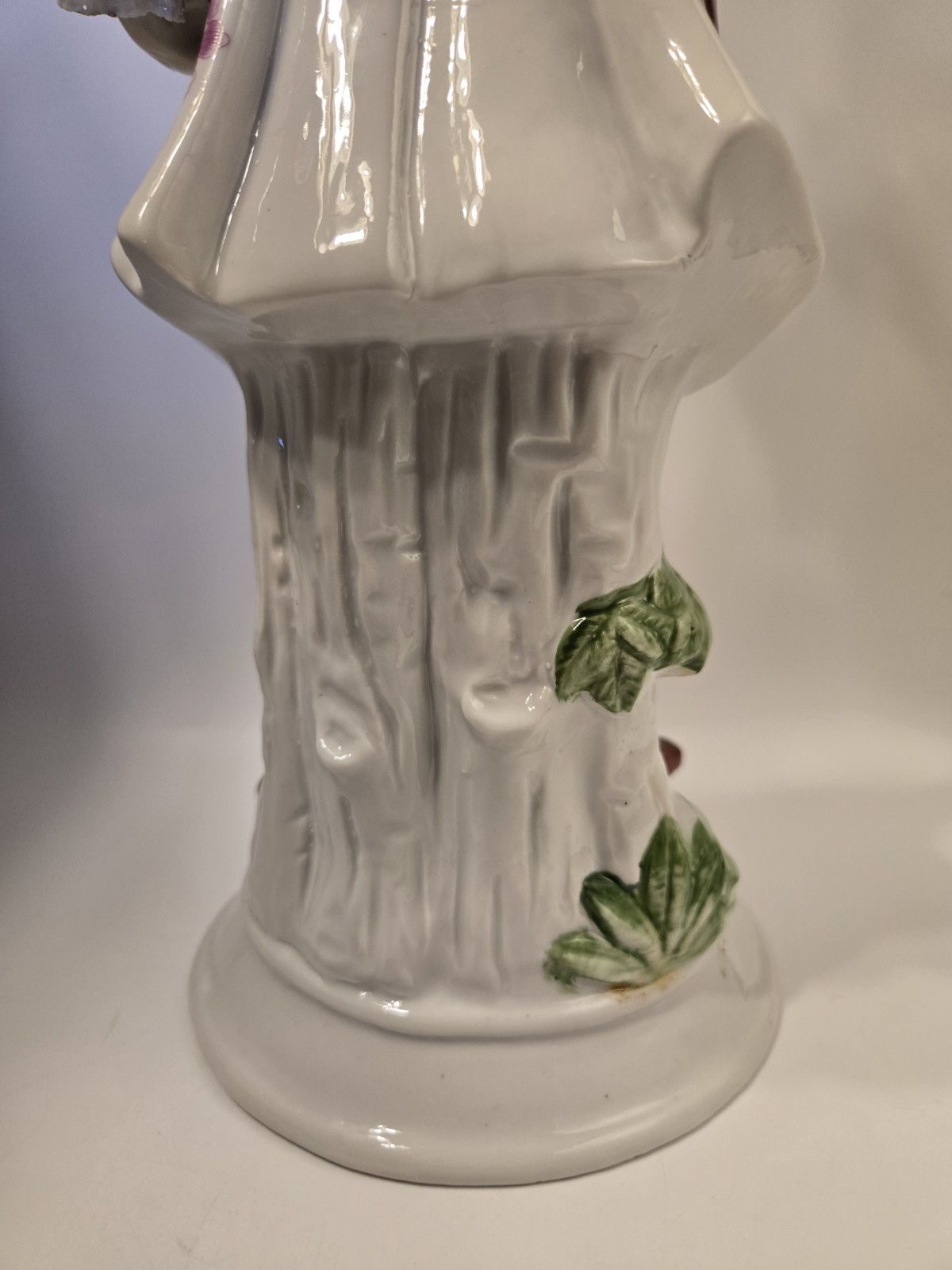 Vintage Colonial Man Hand Painted 14 1/2″Tall Porcelain Japan