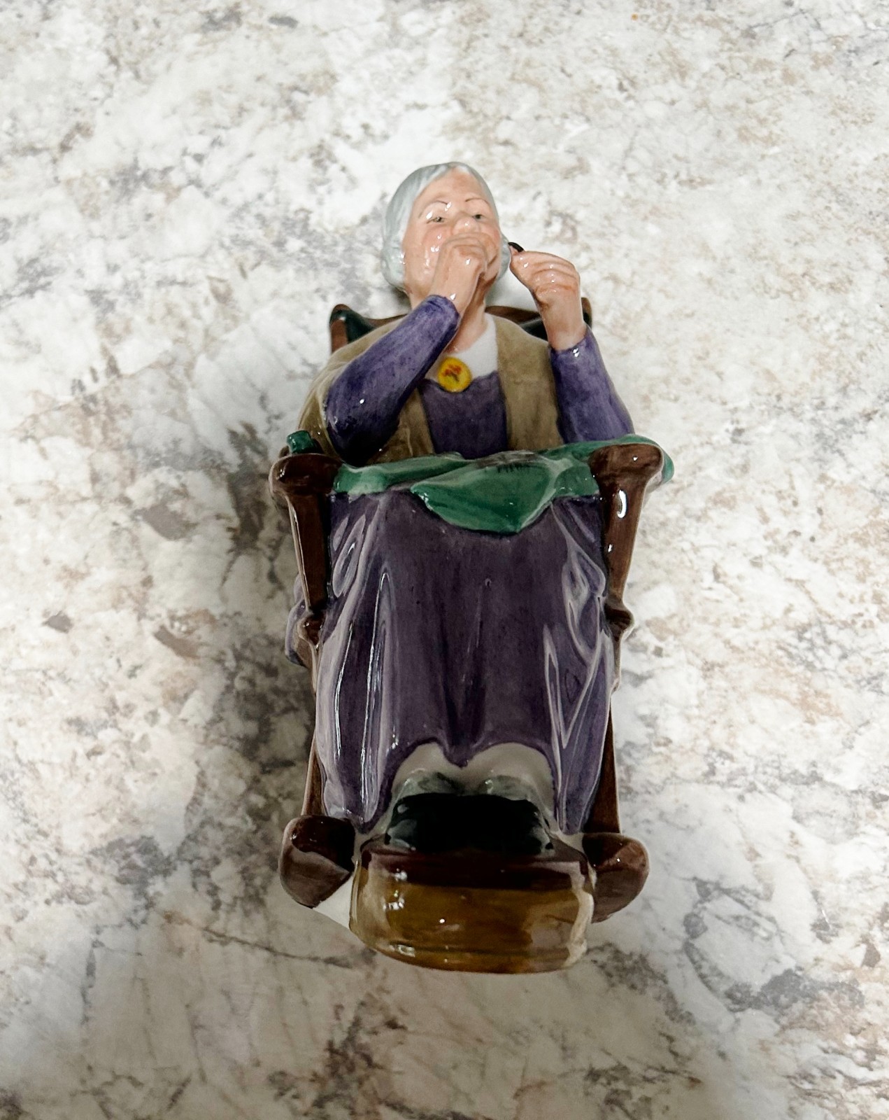 Royal Doulton Figurine Bone China A Stitch In Time HN2352 England 6.25″