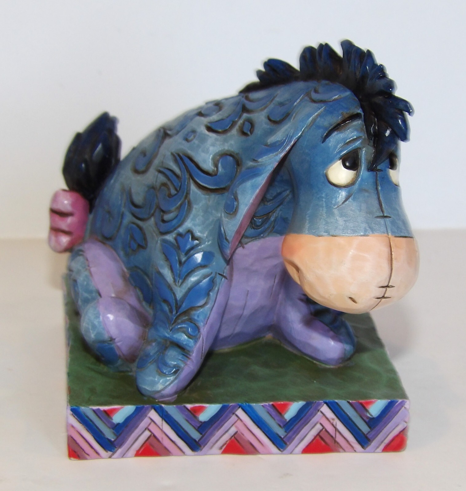 JIM SHORE EEYORE TRUE BLUE COMPANION #4011755 WALT DISNEY SHOWCASE FIGURINE #2