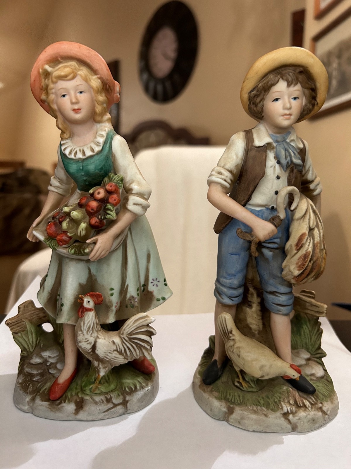 Vtg Home Interiors Homco 8881 Harvesters Figurines Young Farm Couple Porcelain