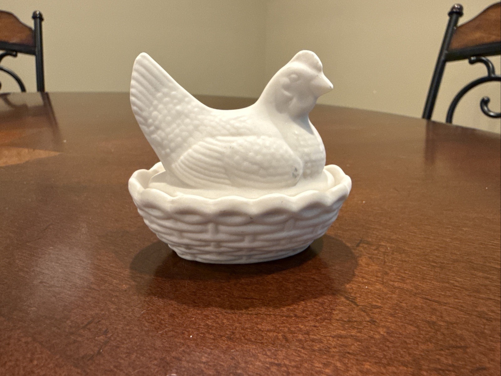 Vintage Miniature Matte White Bisque Porcelain Hen On A Nest 3” Trinket Box