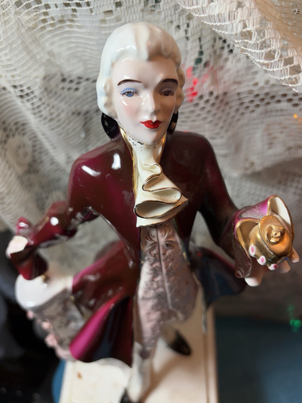 Vintage Florence Ceramics Louis XVI Figure. 1940-1960 Made In California 12”Tall
