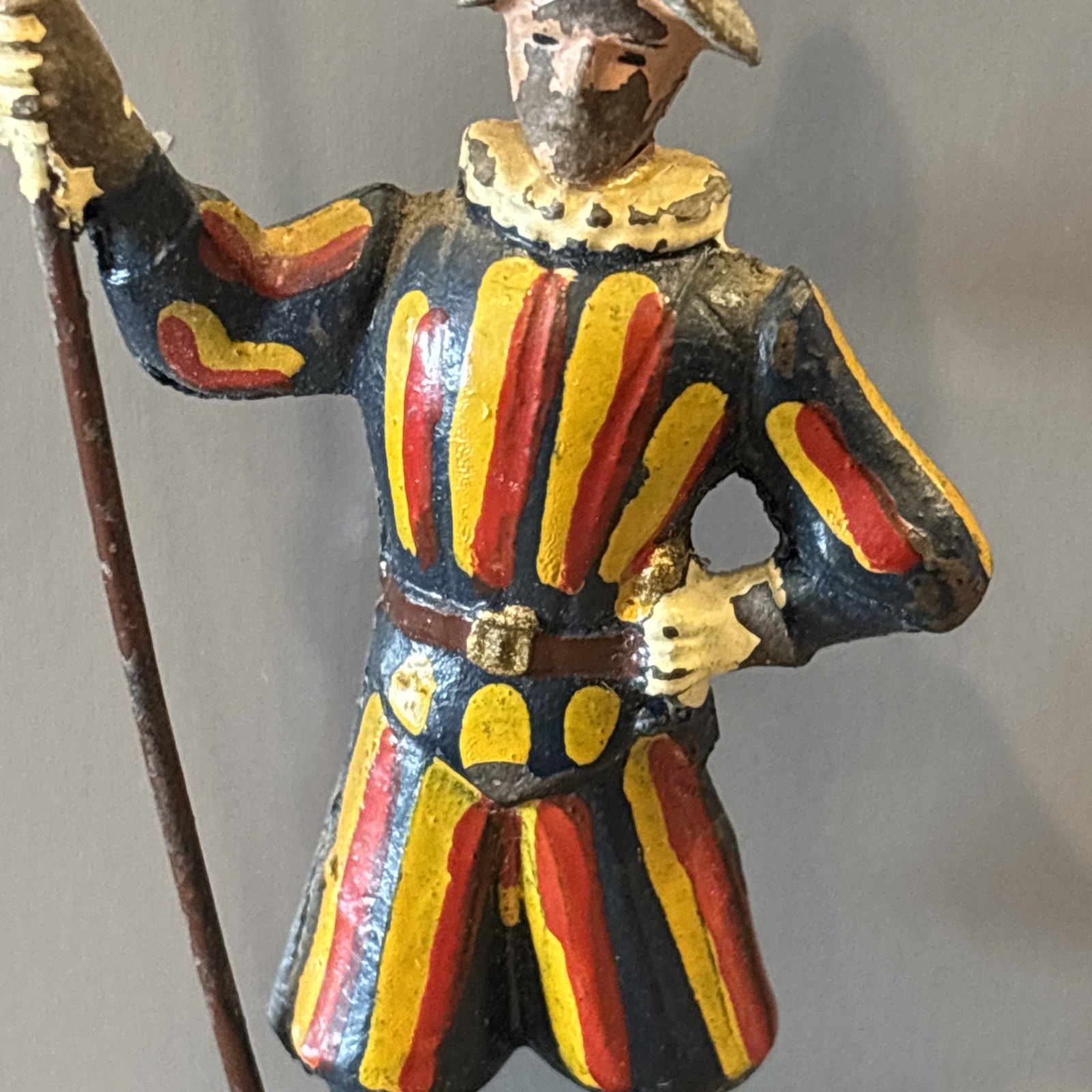 VINTAGE FIGIR ITALY VATICAN SWISS GUARD see Photos