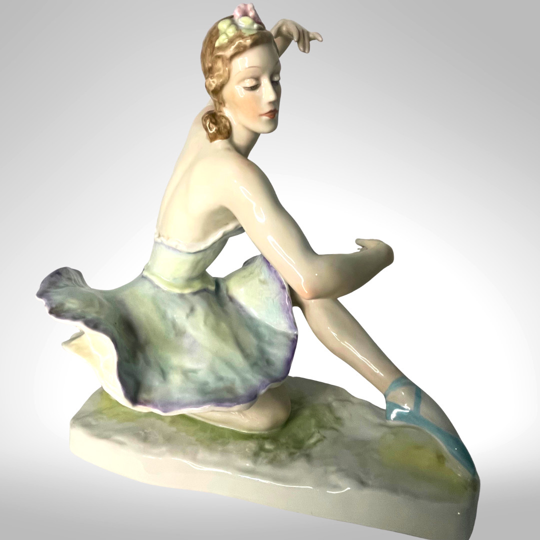 Ballerina Rosenthal Daisy Spies LF Gronau Pastel Porcelain Figurine 1946 Germany
