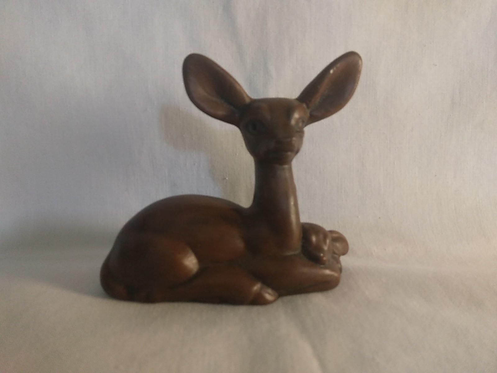 Vintage Ceramic Doe Deer and Fawn Lying Down Figurine