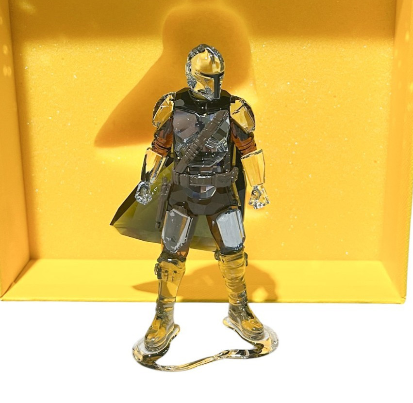 NIB Swarovski Disney Star Wars Warrior The Mandalorian Crystal Figurine #5654676