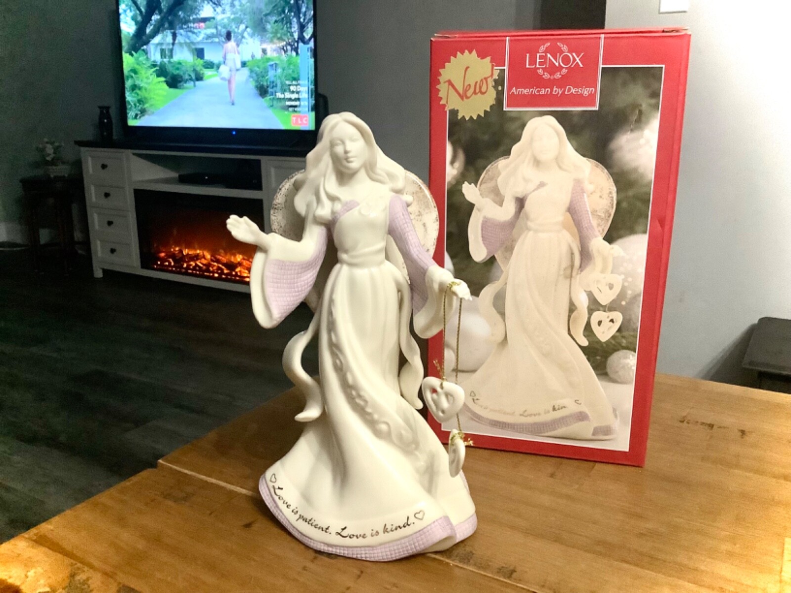 LENOX GIFTS OF GRACE LOVE IS PATIENT, LOVE IS KIND ANGEL FIGURINE NEW NIB 8″