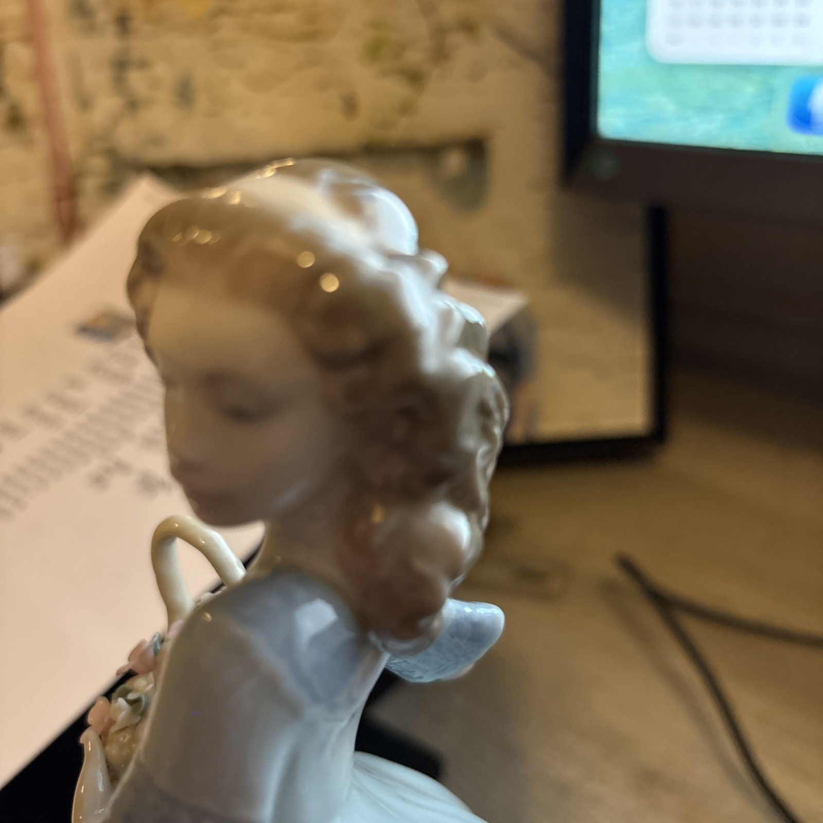 LLADRO “Spring Enchantment” #6130 – Elegant Woman with Flower- Signed/Dated