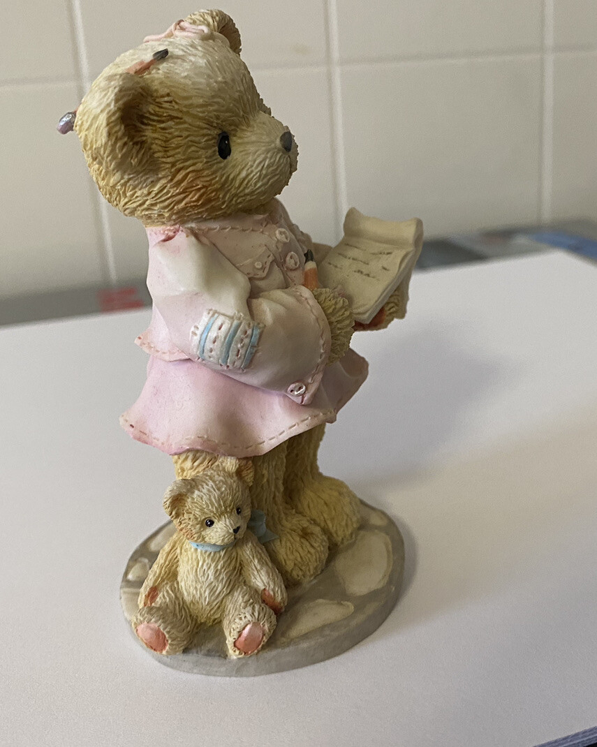 Hilary Hugabear 1995 Members Cherished Teddies 3.75” P. Hillman Figurine In Box
