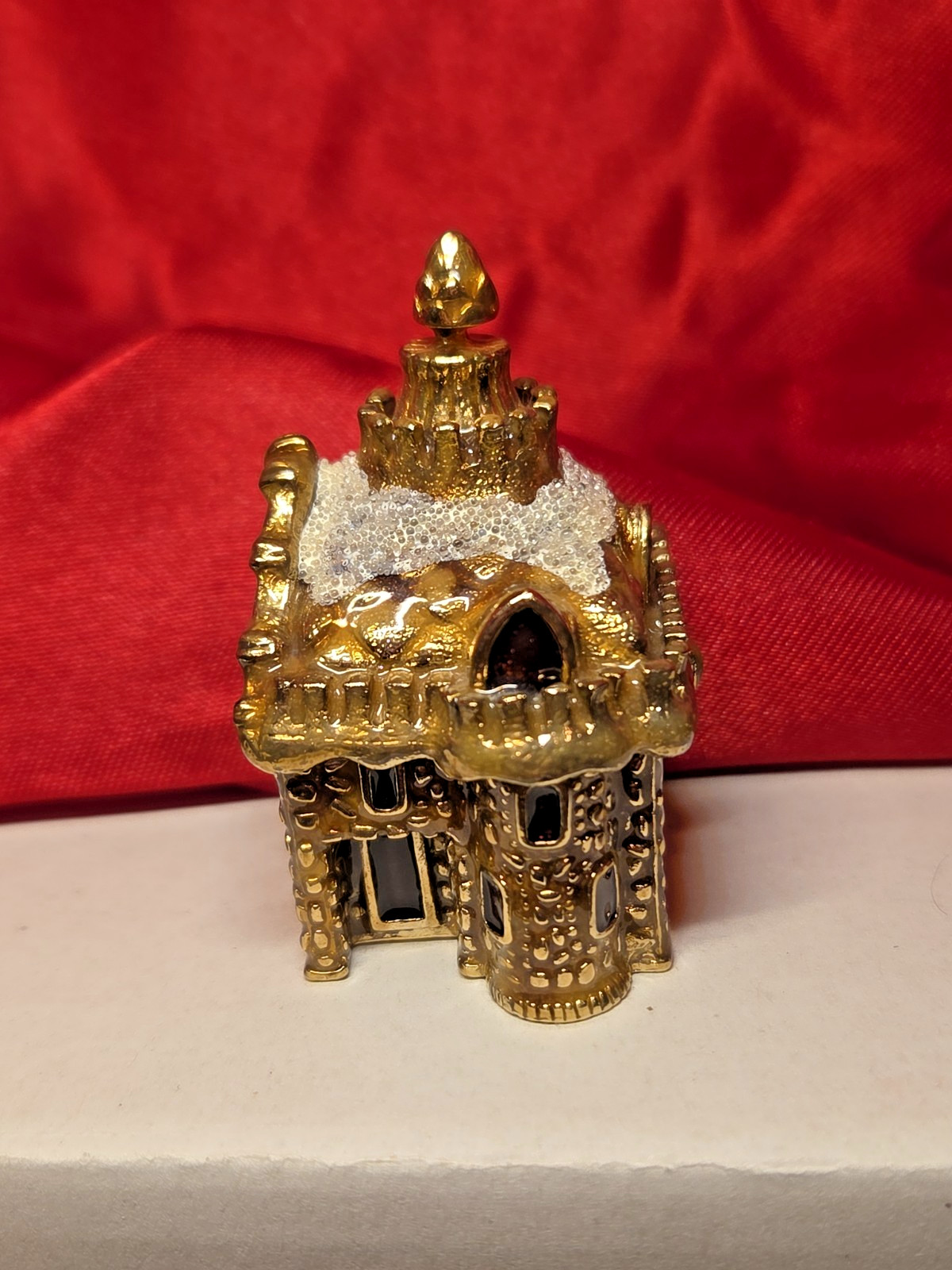 STUNNING MONET 2008 Miniature Porcelain Hinged Church Keepsake Box w/Necklace