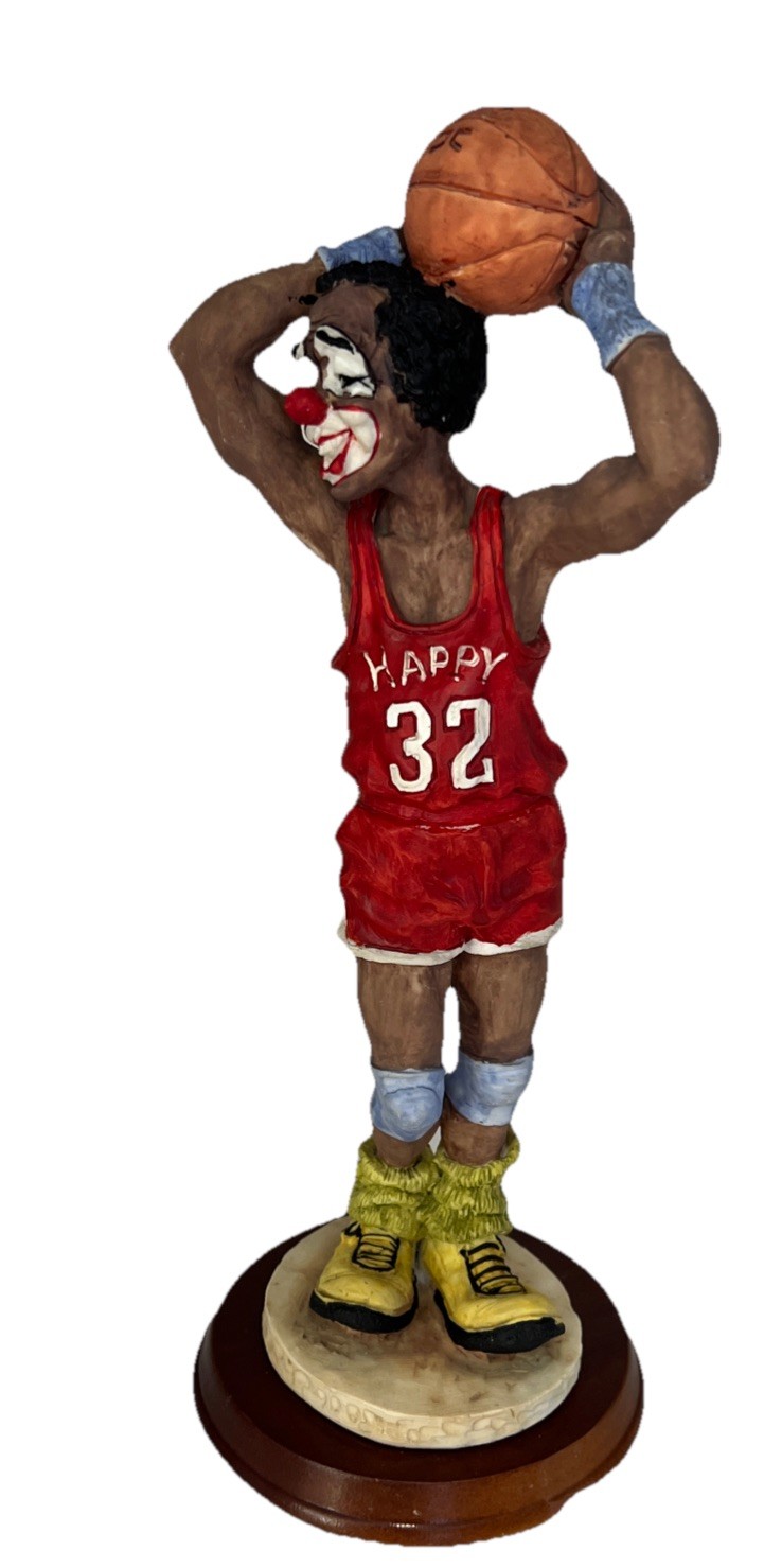 Clown Figurine Happy 32 Made In Taiwan with NBA Basketball (Rare) 11 “