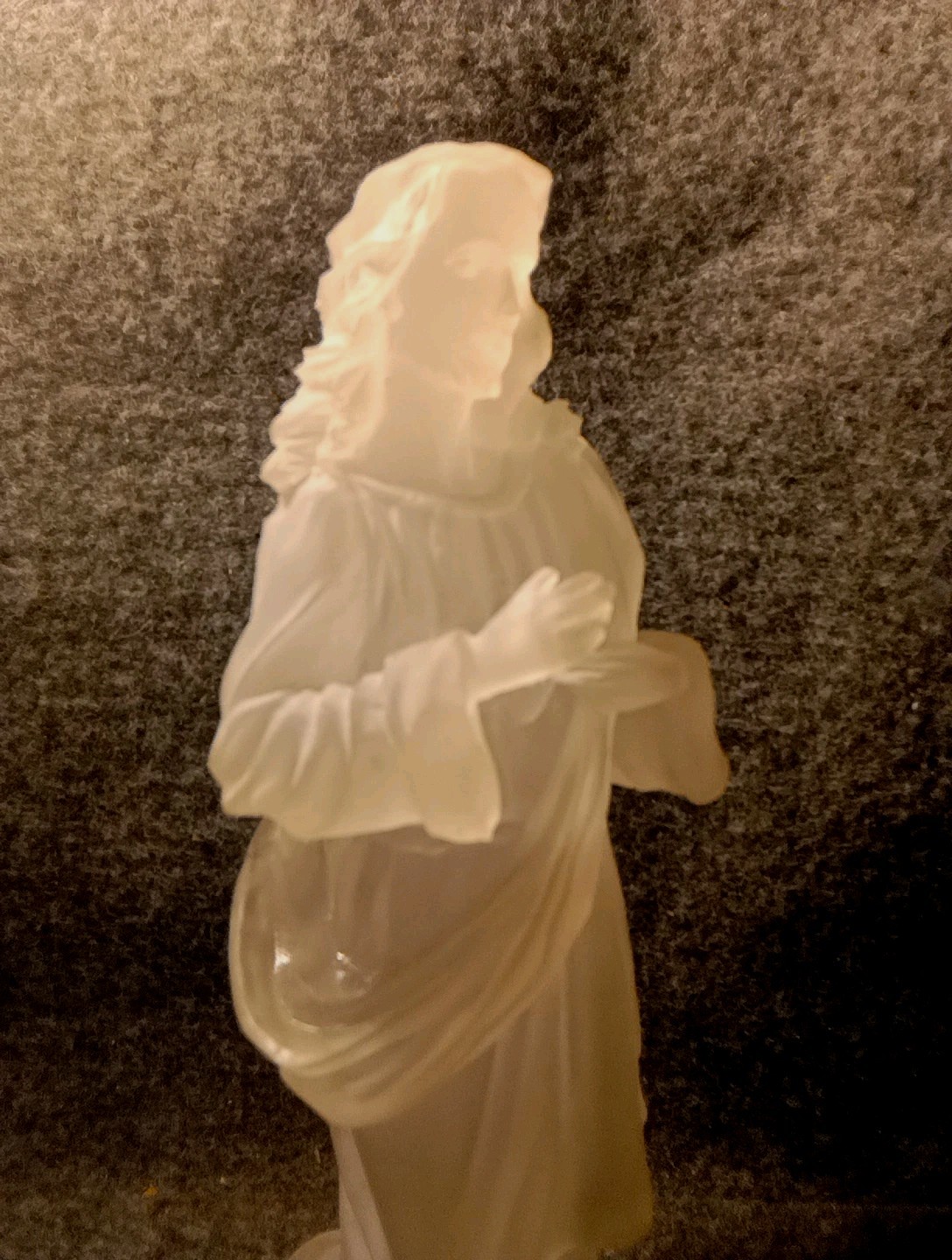 VTG V.RARE Frosted Lucite JESUS CHRIST Crystallus Figure Statue 12″ TRANSLUCENT