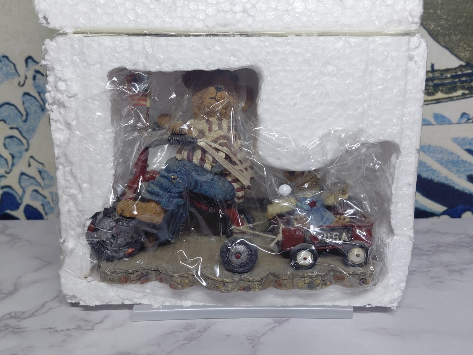 Boyds Bear “Ross with Betsy…Everybody Loves a Parade” Resin Limited Ed. 2002