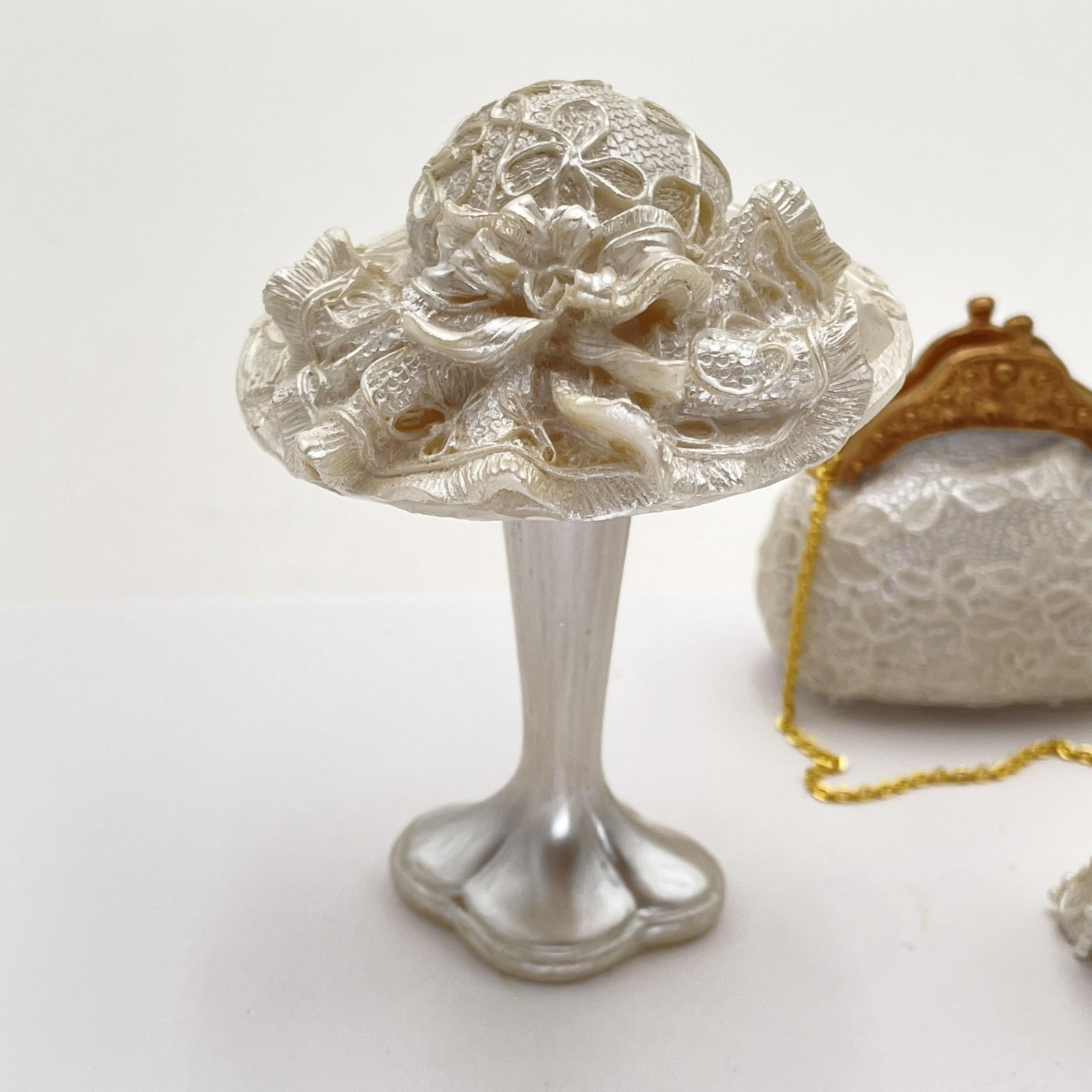 Wedding Lace Shoe Purse Hat Figurine 3 Piece White Resin Bridal Decor Set Gift