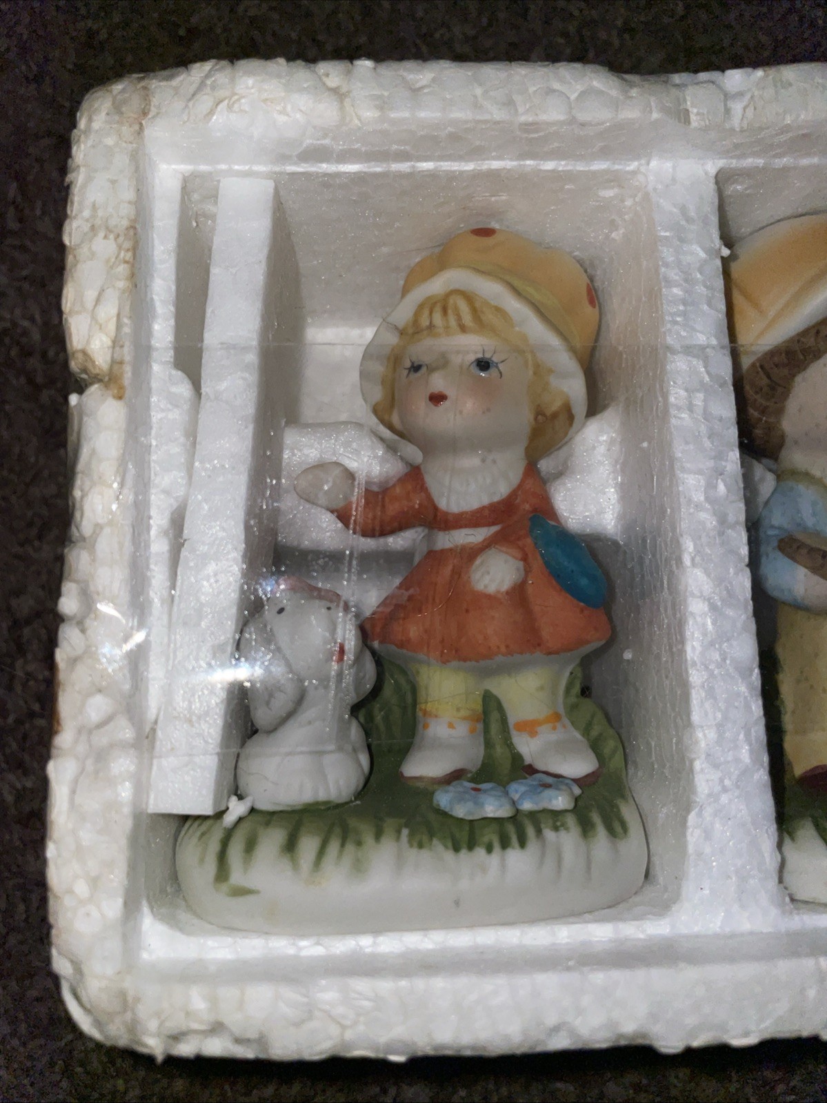 Complete set Vintage Homco #1430 3-1/2 Inch Girls & Boys with Puppy Figurine