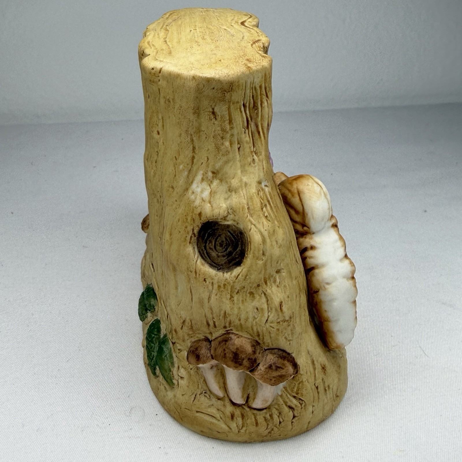 Vintage 1990 Schmid Beatrix Potter Squirrel Nutkin Figurine Tree Mushrooms