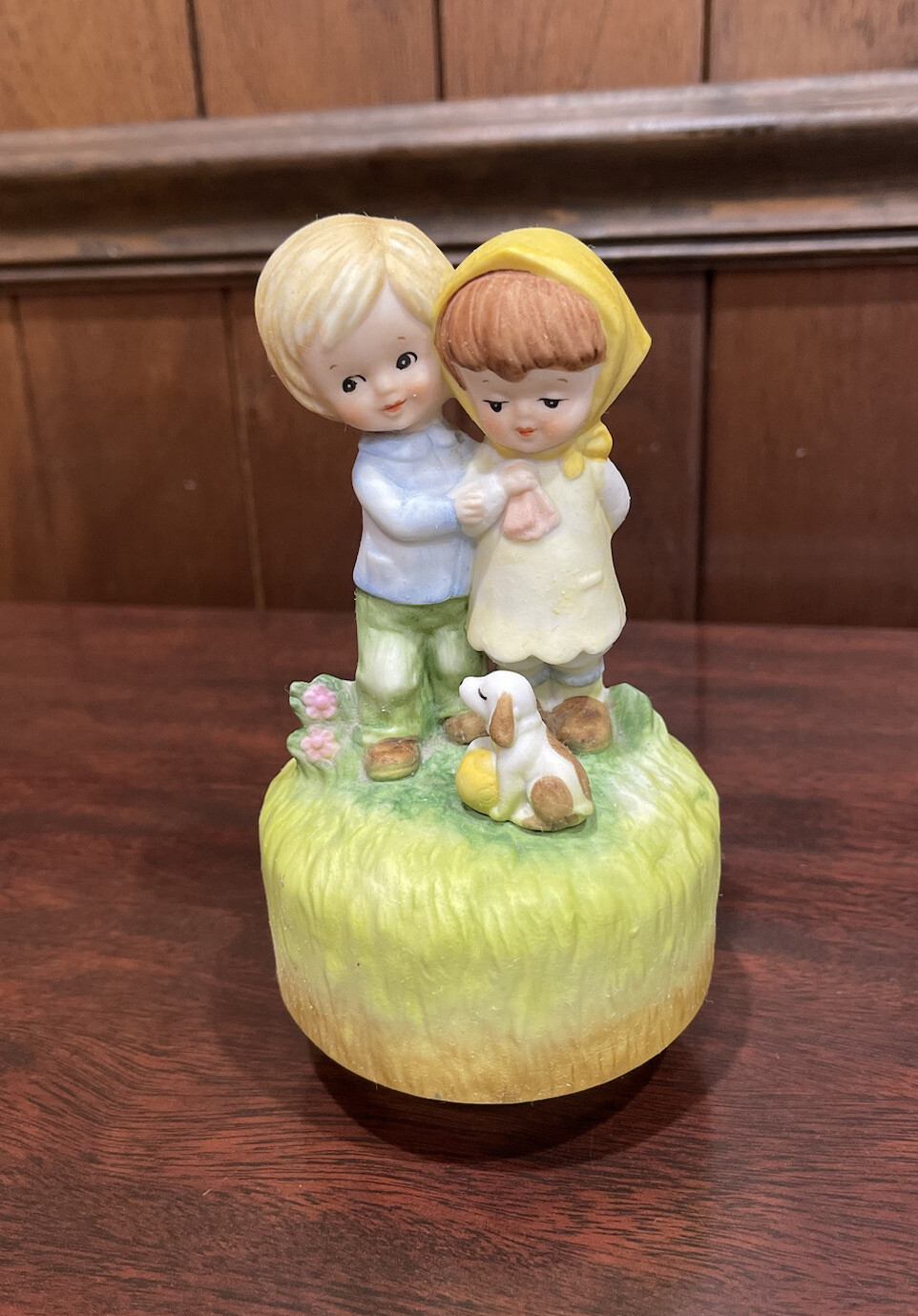 Sankyo Rotating Music Box Boy And Girl with Puppy Plays “Love Story”