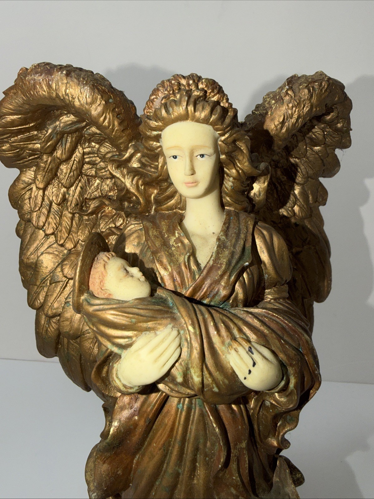 Ave Maria 11.5″ Angel w/ Baby Wind Up Musical Ceramic Figurine Plays SilentNight