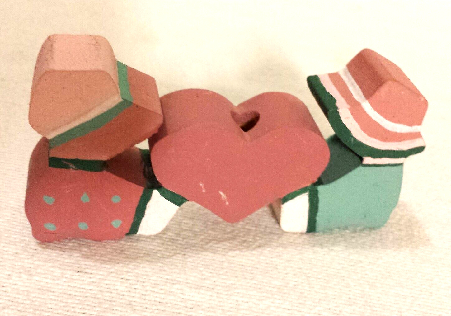 Vintage Rustic Country Wooden Hand Painted Couple Folk Art Figurine Heart Love