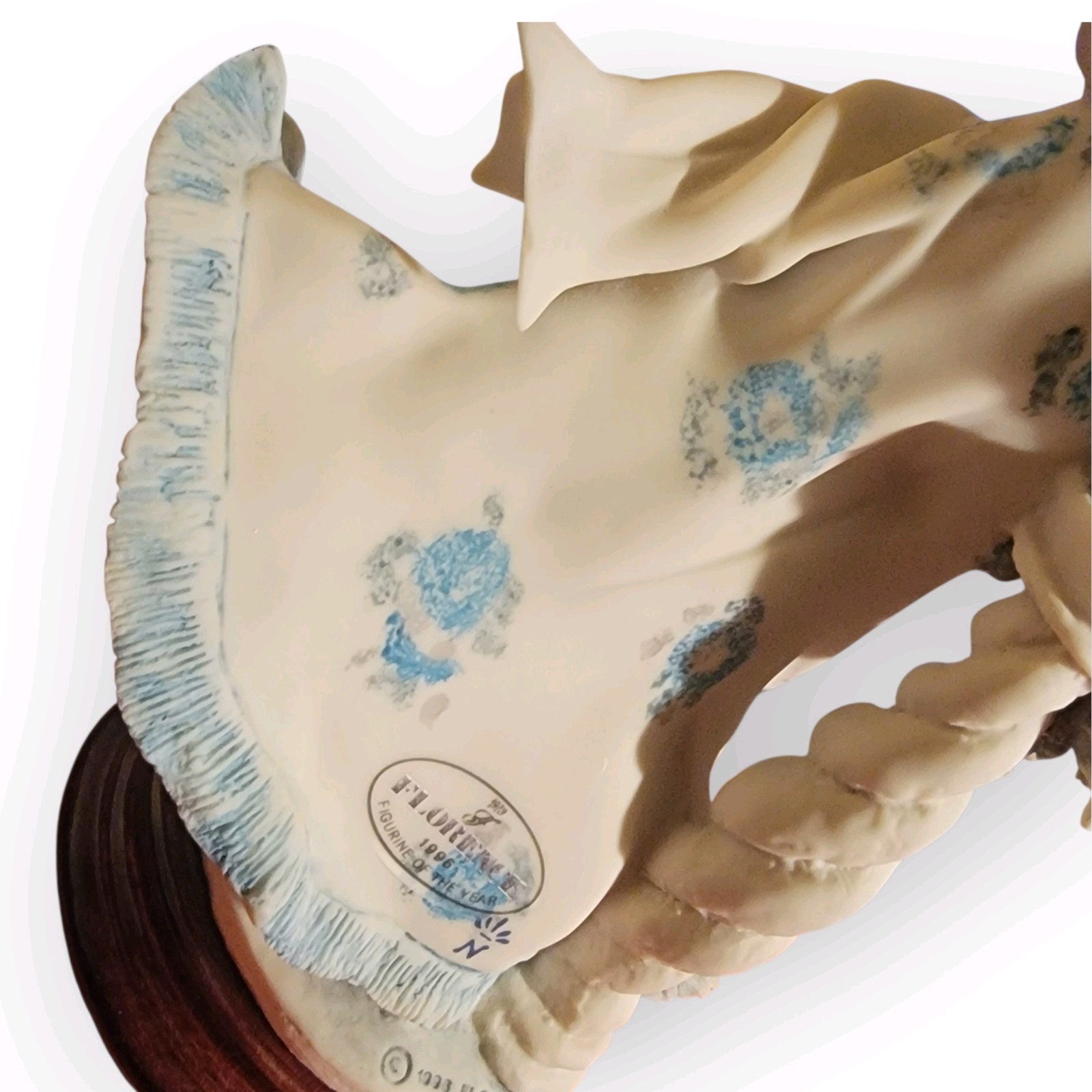 Giuseppe Armani Florence Capodimonte Figurine Lady Jane 0390C Italy Statuette