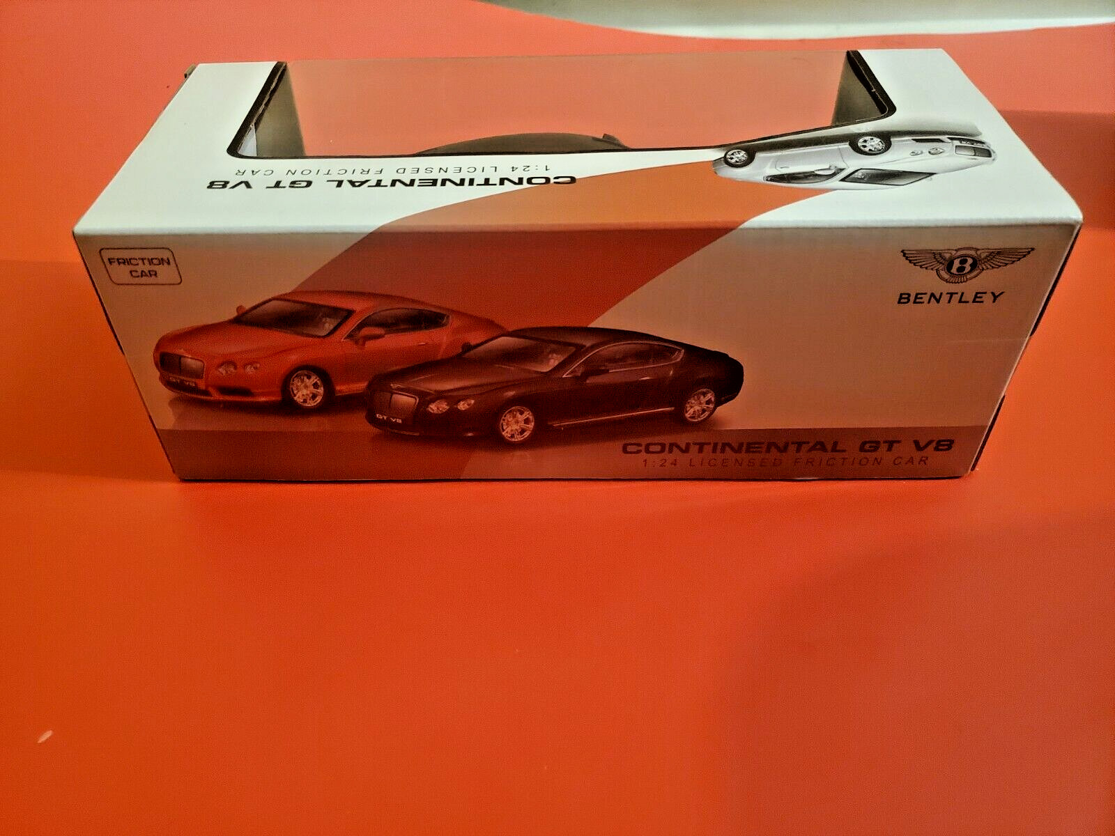 BENTLEY CONTINENTAL GT V8 / 1:24 LICENSED CAR / BRAND NEW IN BOX