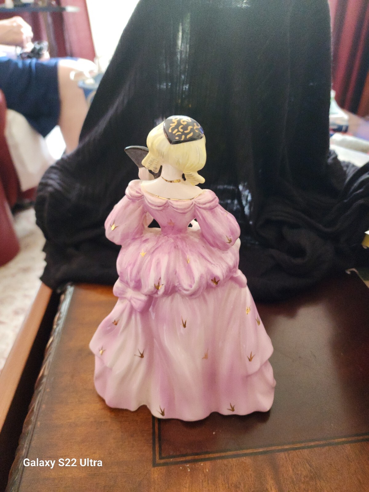 359. Yona Originals by Shafford, Japan, Lady Figurine