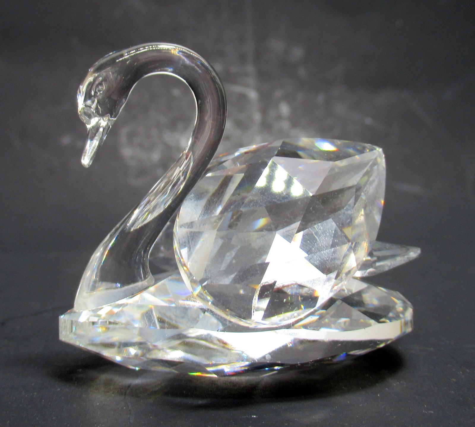 SWAROVSKI Crystal Swan Figurine Beautiful Signed Small