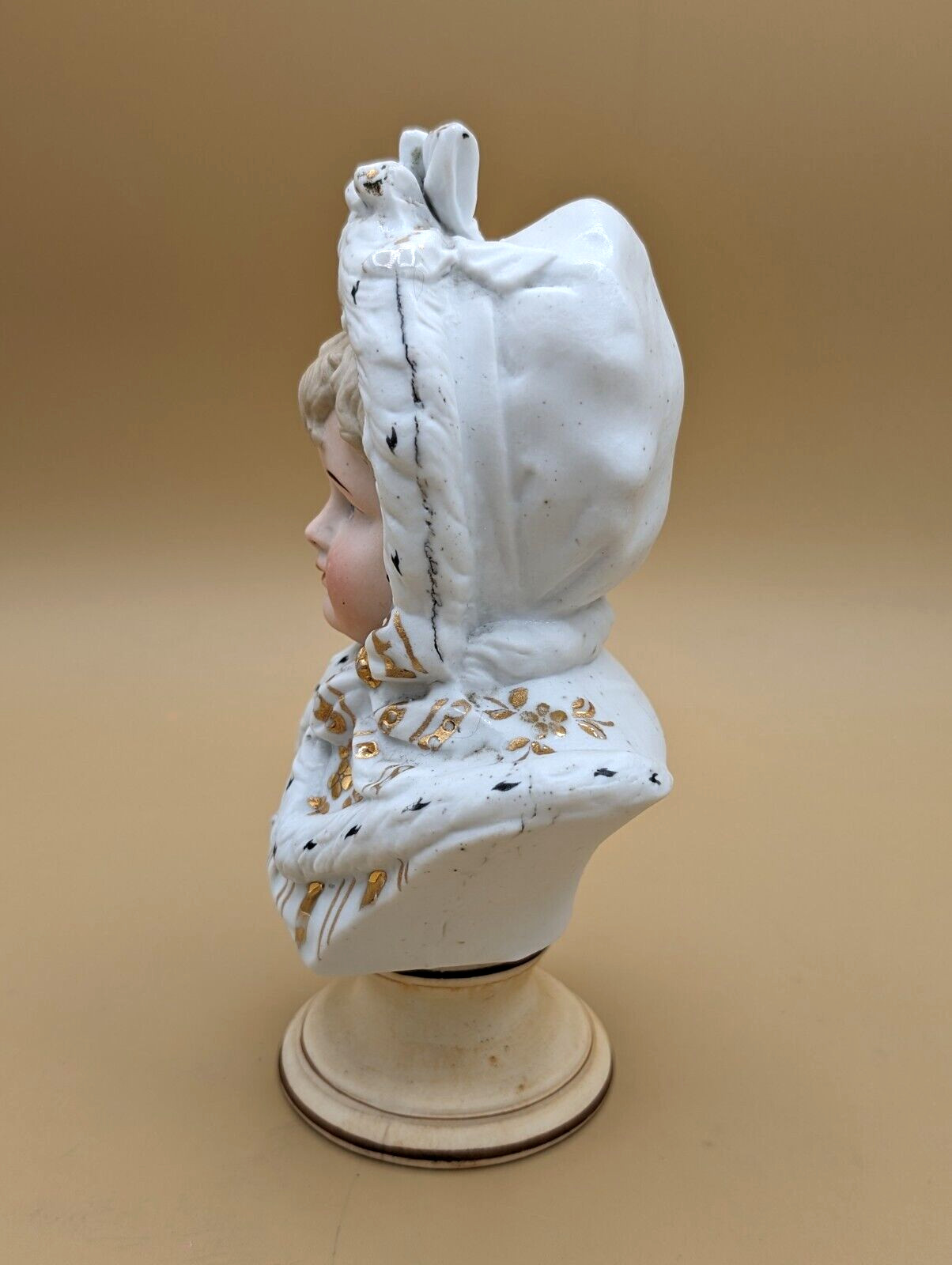 Antique Bisque Porcelain Bust Snow Bonnet Marked 12 Unsigned Gilt