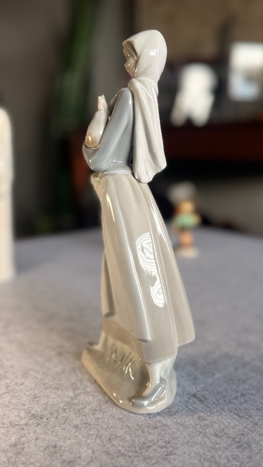 Beautiful Lladro Girl Holding Cockerel and Basket Figurine #4591