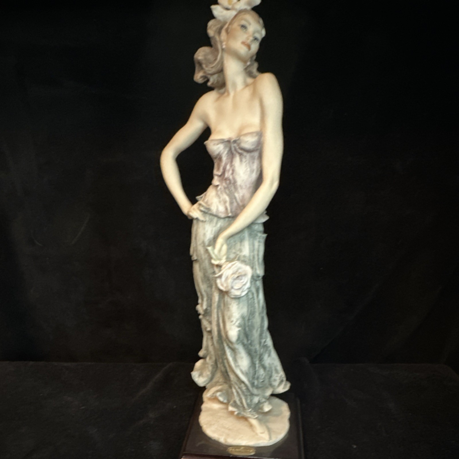 Florence by Giuseppe Armani Alessandra Limited Edition Porcelain Figurine Boxed