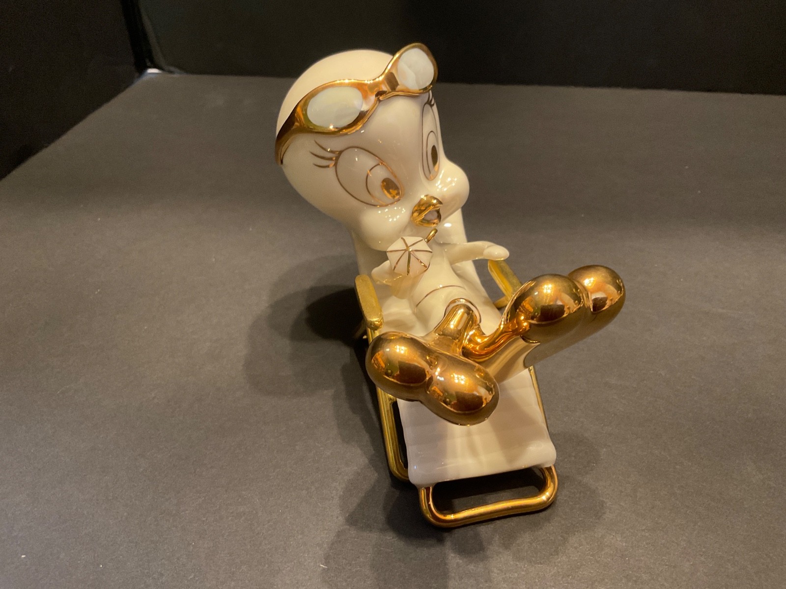 Lenox Exclusive Looney Tunes Classic Character Collection, Tweety Bird Lot 0f 4