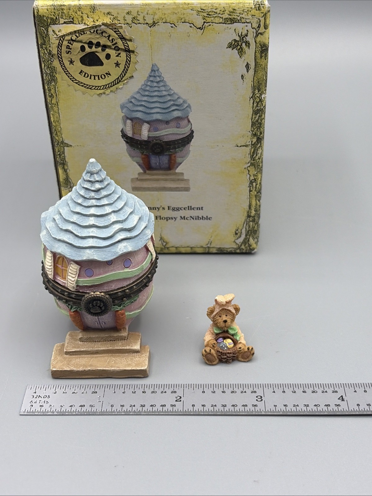 Boyd’s Bears Treasure Box Aunt Bunny’s Eggcellent Abode with Flopsy McNibble