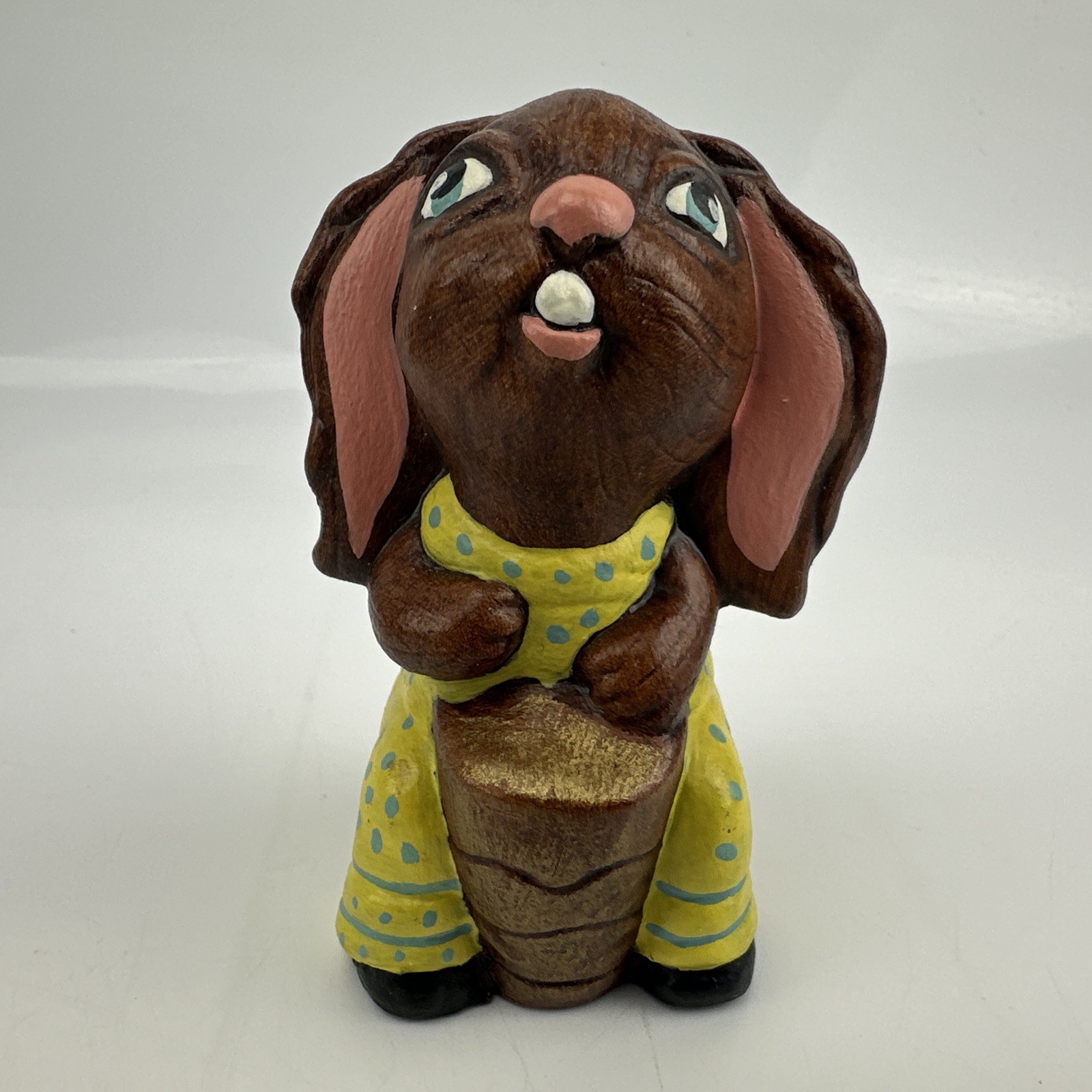 Vintage Pendelfin Rabbit Stoneware Music Scene Apple Pie Chorus Blanket Baby