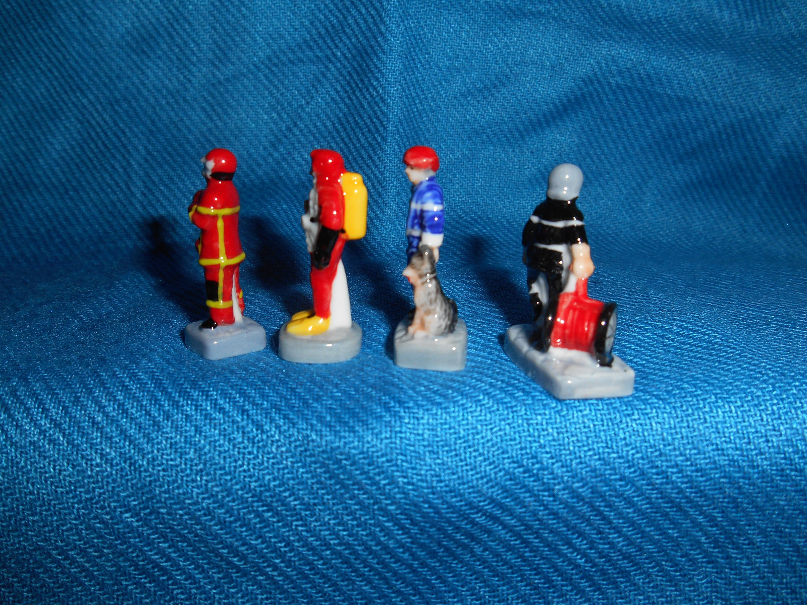 FRENCH FIREFIGHTING Set of 10 Porcelain FEVES Figures FIREFIGHTERS Fire Fighters