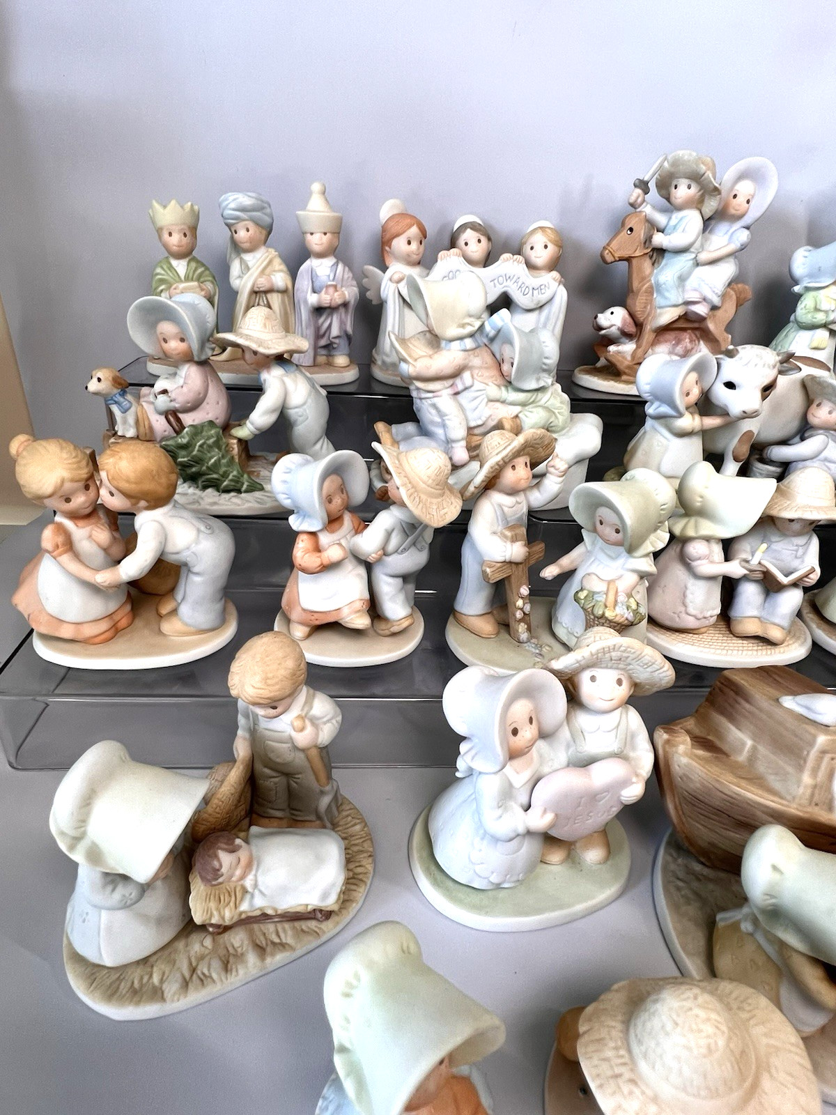 Lot of 27 Homco Circle of Friends By Masterpiece Collection NO Boxes See Desc.
