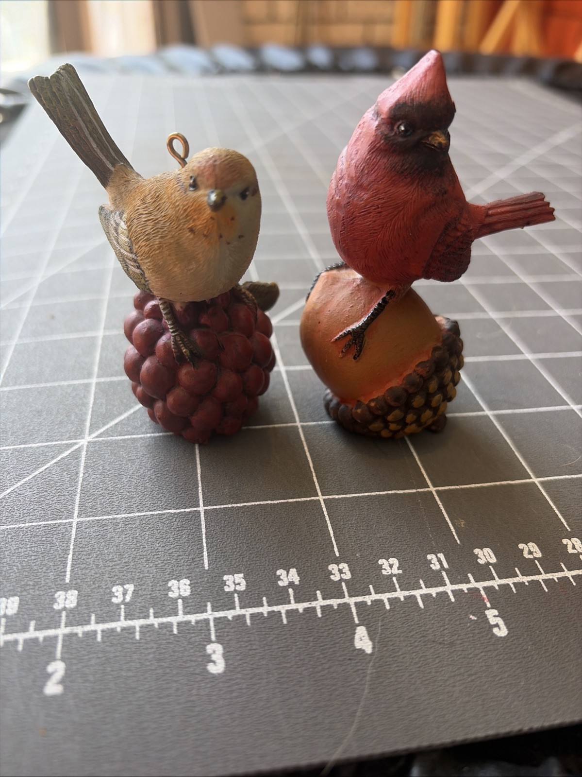 Songbird Realistic Resin Bird Figurine Sparrow Berry Cardinal Acorn Nature