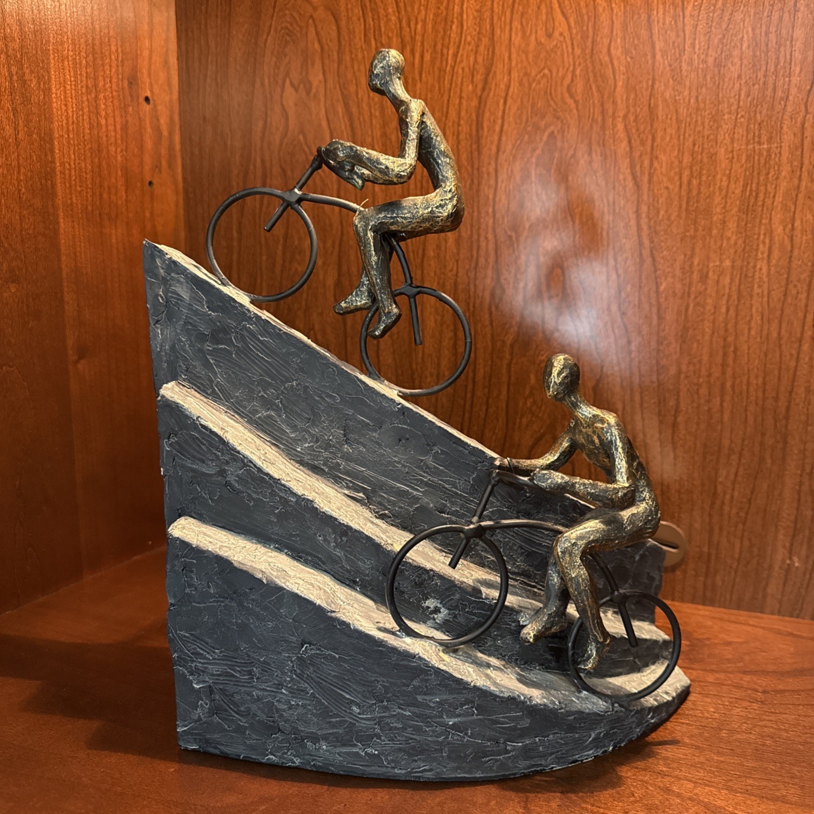Mountain Bicyclist RACING Statue By Sagebrook Home Bronze Polynesian