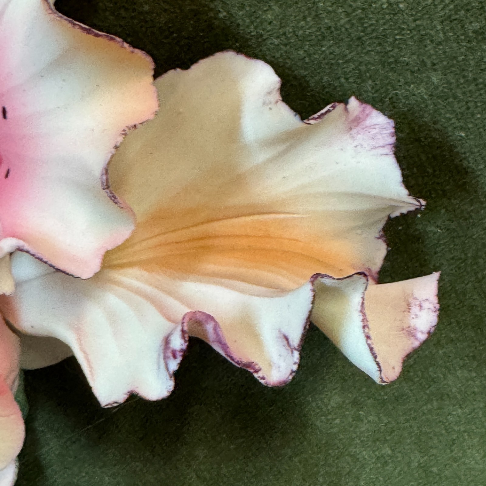 Capodimonte Napoli Italia Dea Capodimonte Porcelain Pink Orchid – NWF #404128