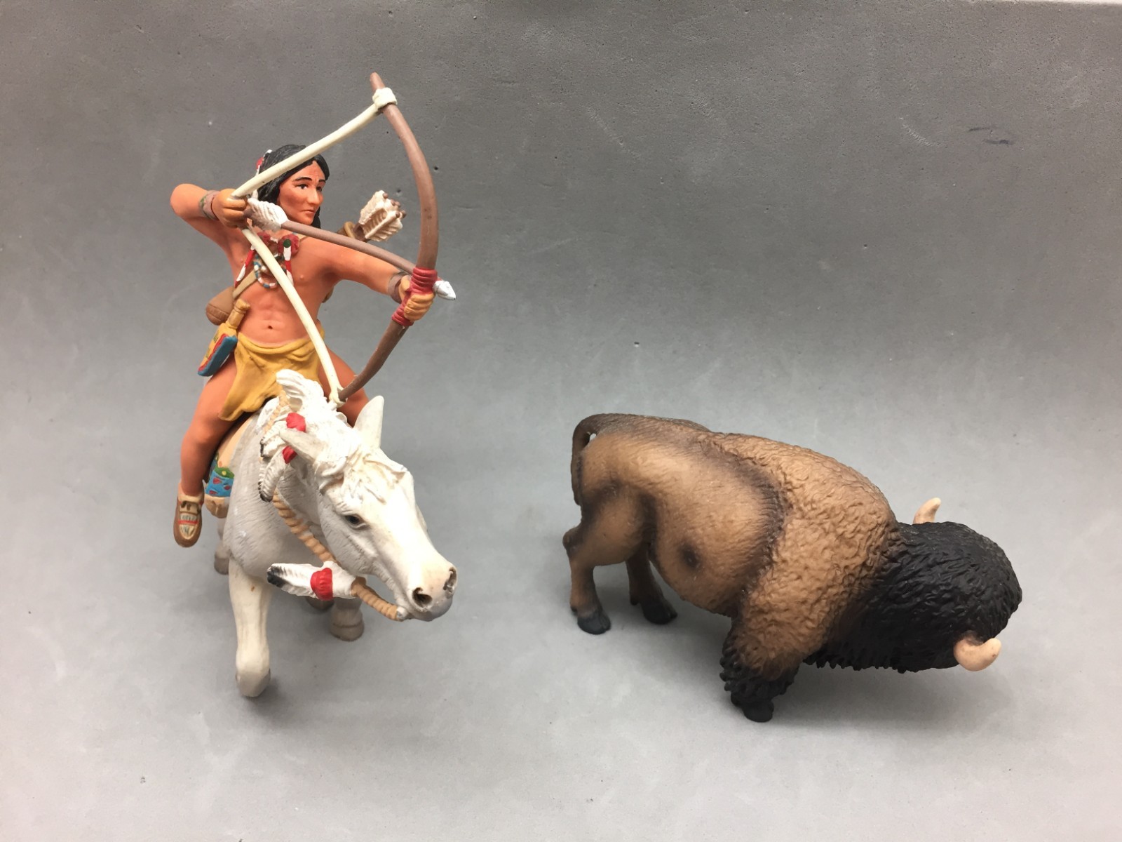 Schleich Native American Indian Sioux Archer & Horse w/ Buffalo Bison Figure Set
