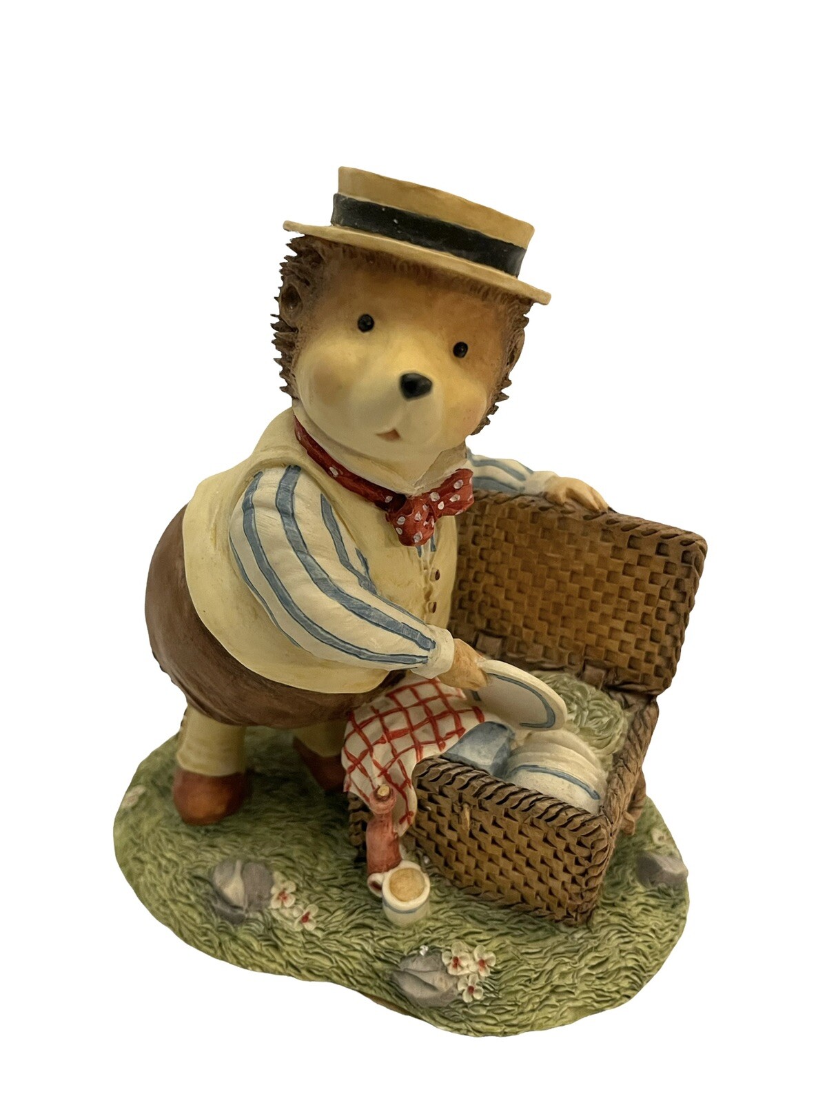 Villeroy & Boch Foxwood Tales Willy’s Dad Hedgehog Picnic At Foxwood Figurine